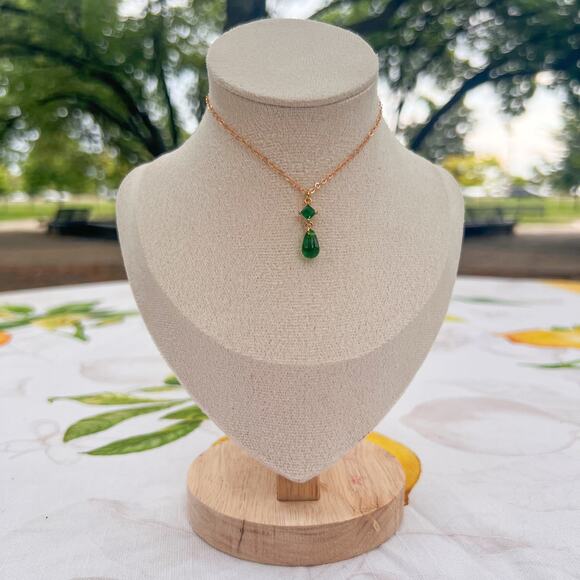 Dainty Emerald Green Crystal Czech Glass Zirconia Romantic Minimalist Necklace - Picture 1 of 7
